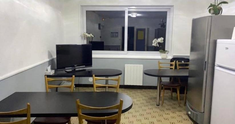 California Hotel Maretz Екстериор снимка