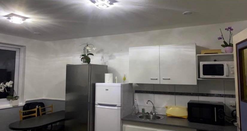 California Hotel Maretz Екстериор снимка